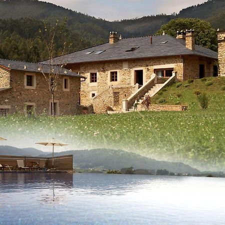 Areal Hotell Viveiro Exteriör bild