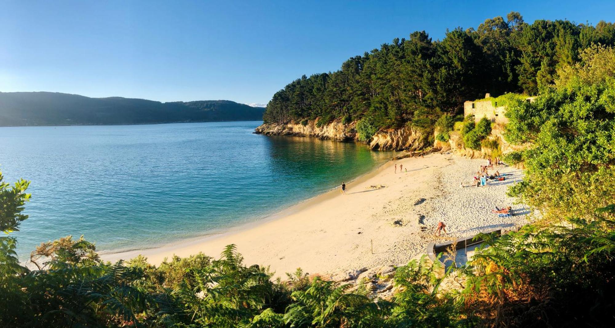 Areal Hotell Viveiro Exteriör bild