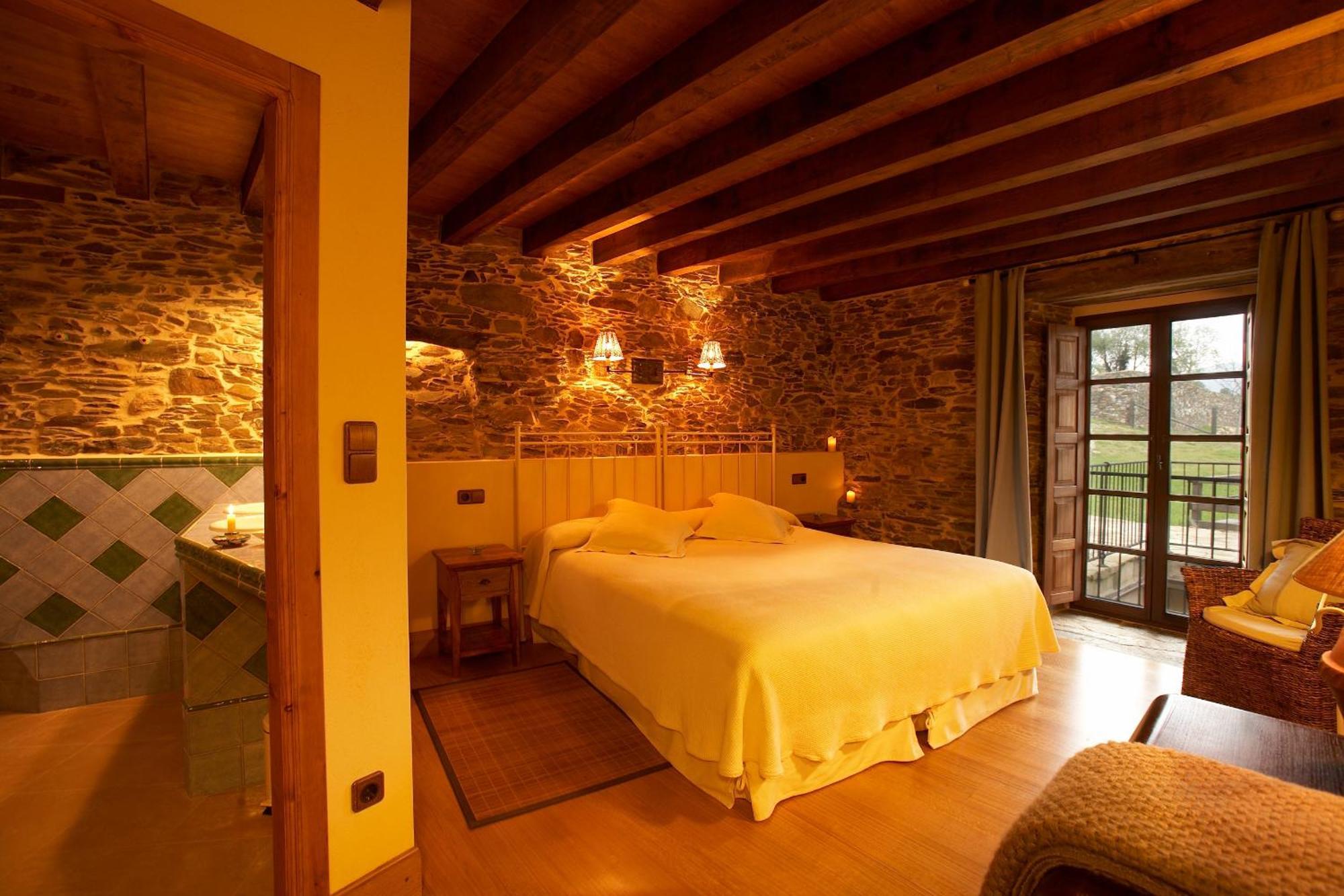 Areal Hotell Viveiro Exteriör bild